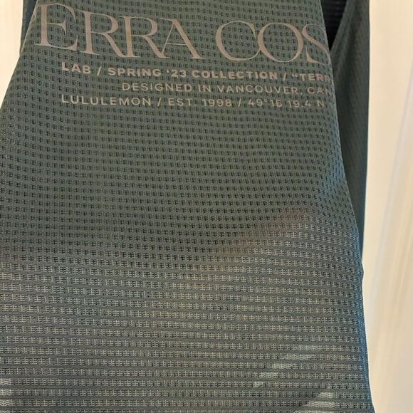 NWT LULULEMON Limited Edition Lab Grid Mesh Singlet Graphic Terra Cosmo Size 10 - Picture 9 of 13